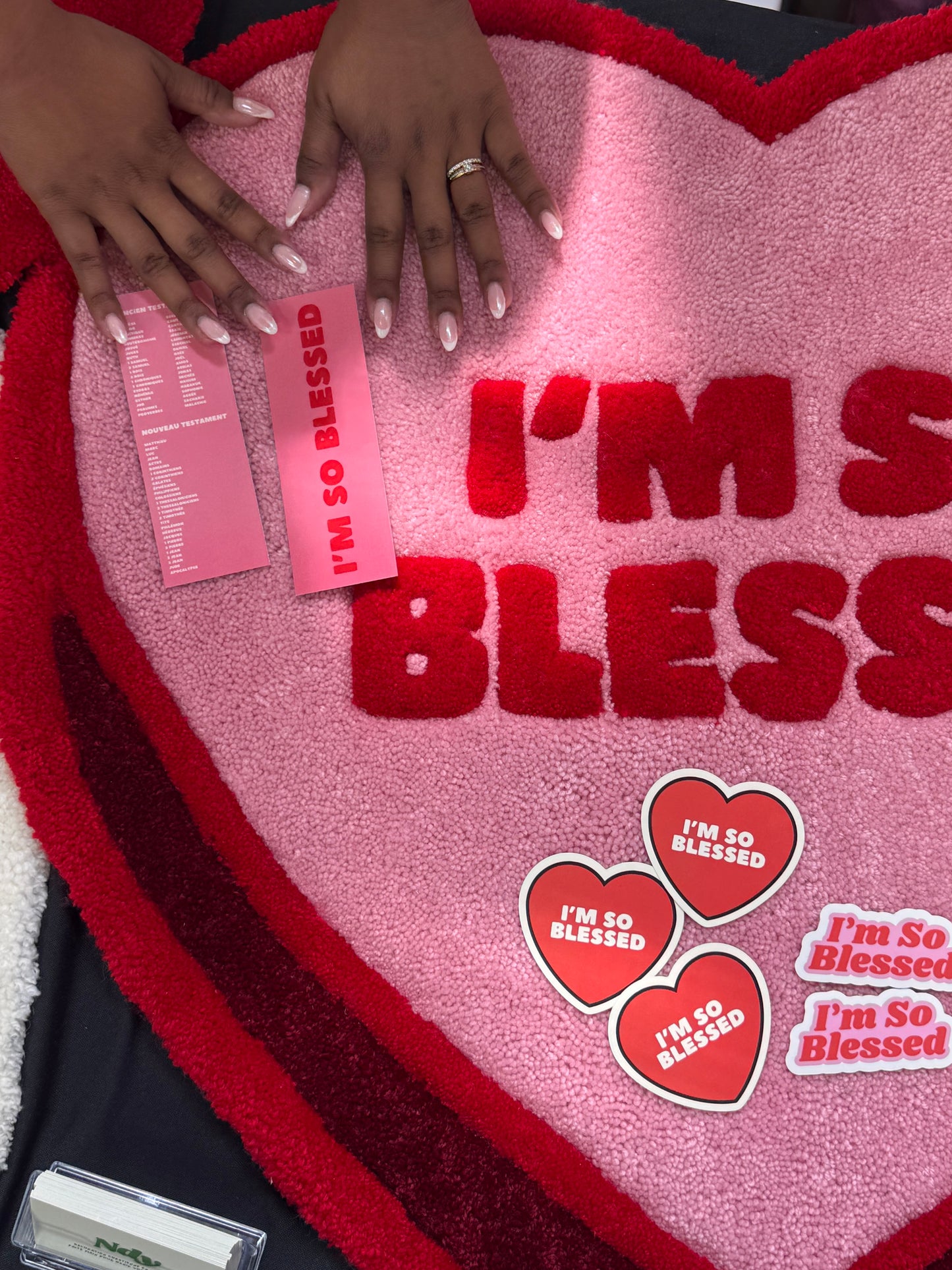 "IM SO BLESSED" - tapis 75x75