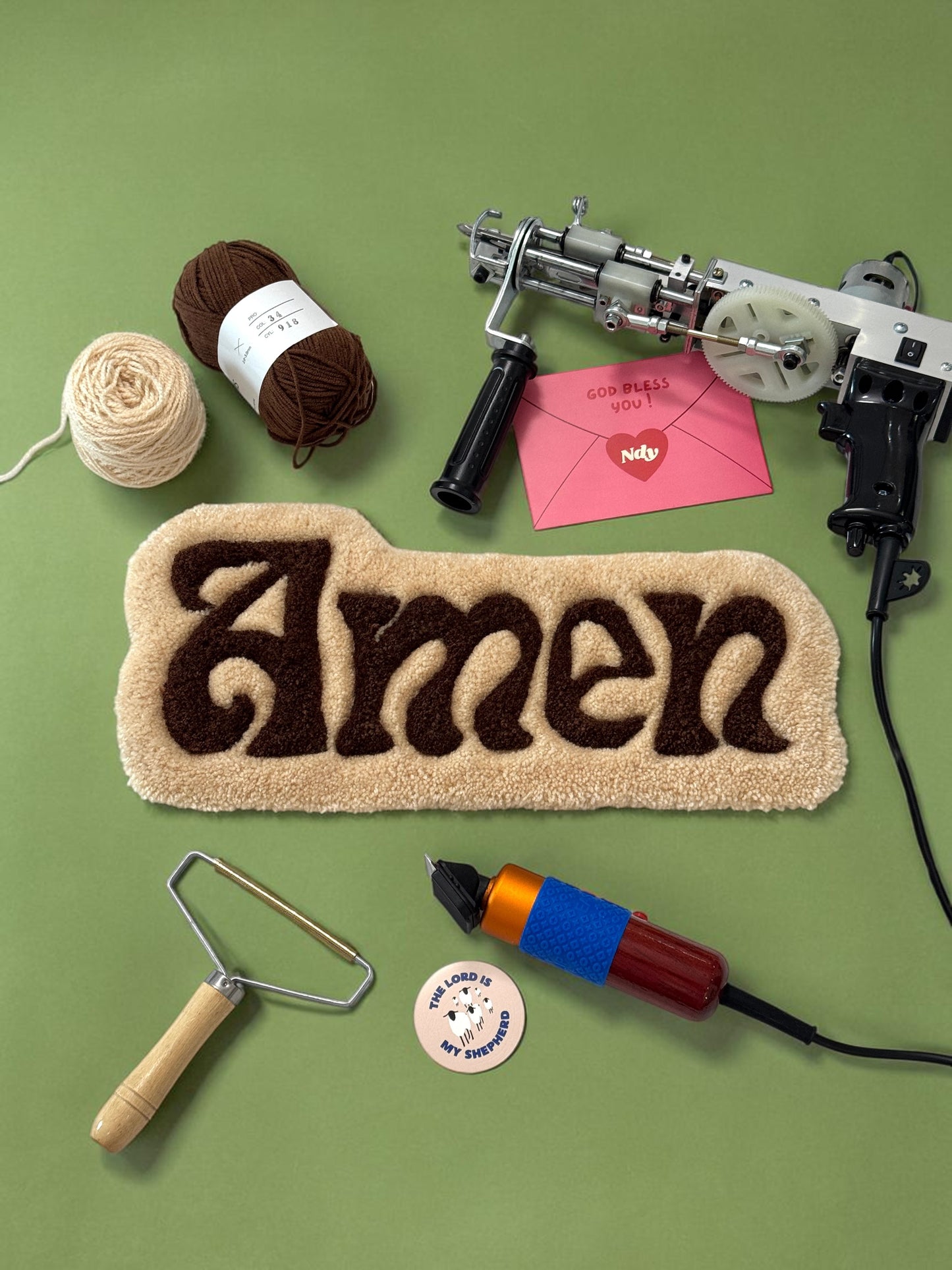 "Amen" mocha - déco murale en précommande